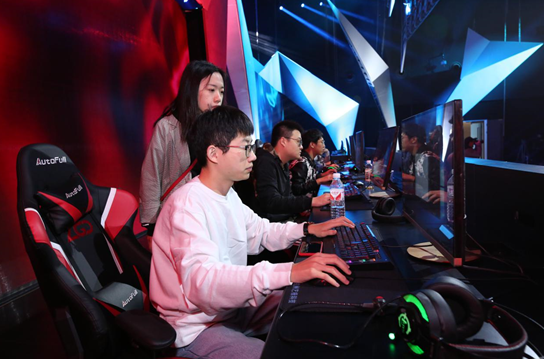 起了广泛关 起了广泛关